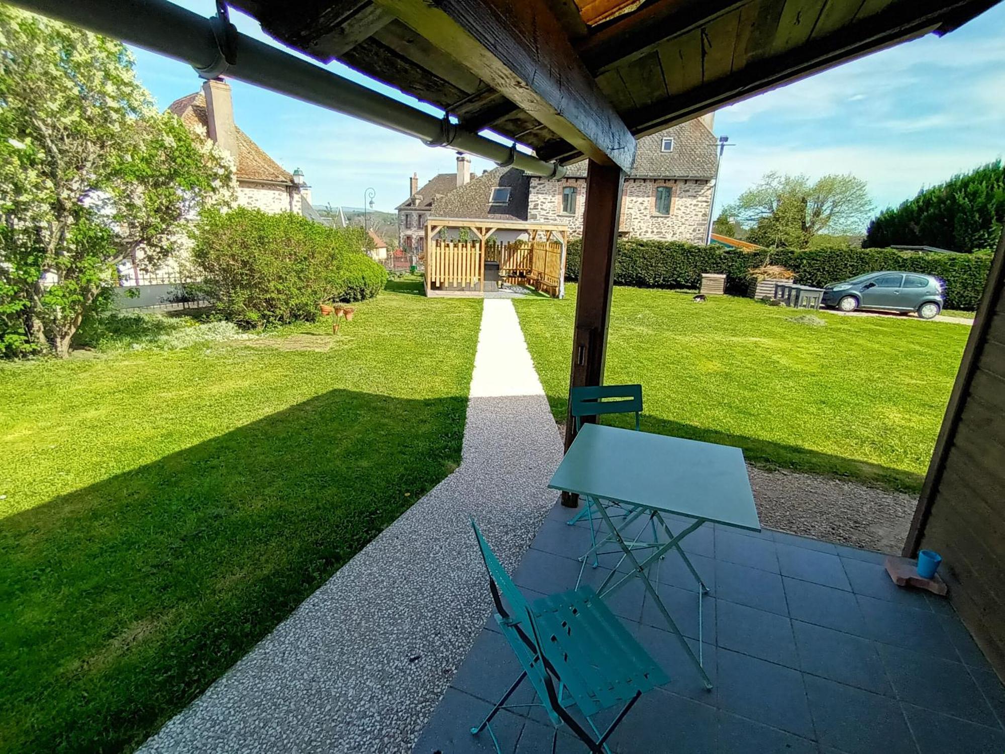 Le Miraillet, Chambre Hote Saint-Illide Buitenkant foto